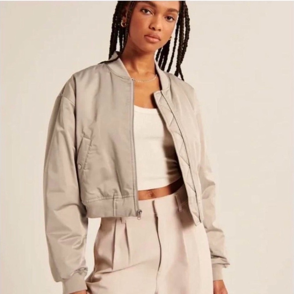 NWT Abercrombie & Fitch Women's Bomber Jacket